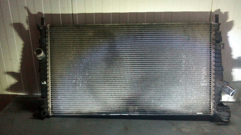 Radiador da água VOLVO V50 (MW) | 04 - (20207285).