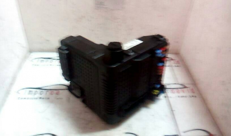 Caixa dos Fusíveis VOLVO S60 | 00 - 10 (20207411).