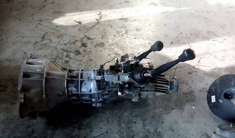 Caixa Velocidades / Kit Embraiagem ISUZU N-Serie | 93 - (20207635).