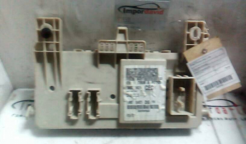 Caixa dos Fusíveis FORD FOCUS II (DA_) | 04 - (20207861).