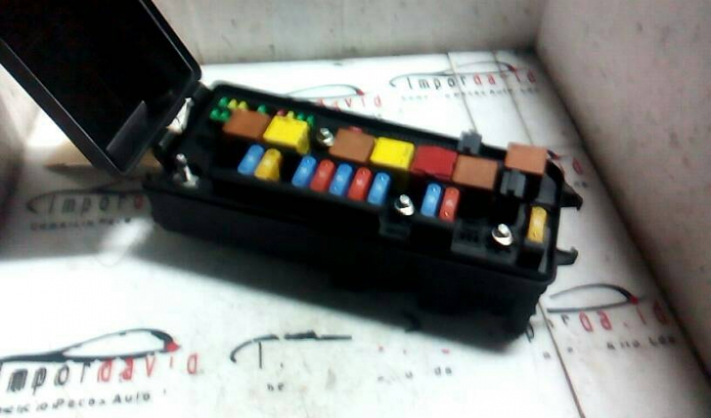 Caixa dos Fusíveis SAAB 9-3 Combi | 05 - (20207896).