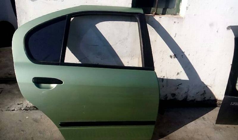 Porta Trás Drt NISSAN PRIMERA (P11) | 96 - 01 (20207911).