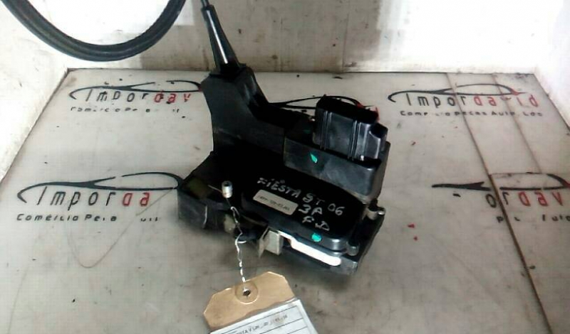 Fecho da Porta Frente Dto FORD FIESTA V (JH_, JD_) | 01 - 10 (20207961).