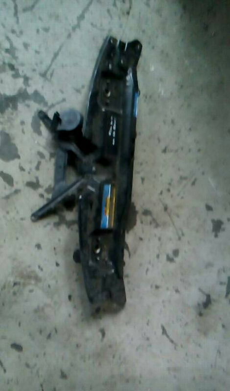 Travessa SAAB 9-3 (YS3D) | 98 - 03 (20208061).