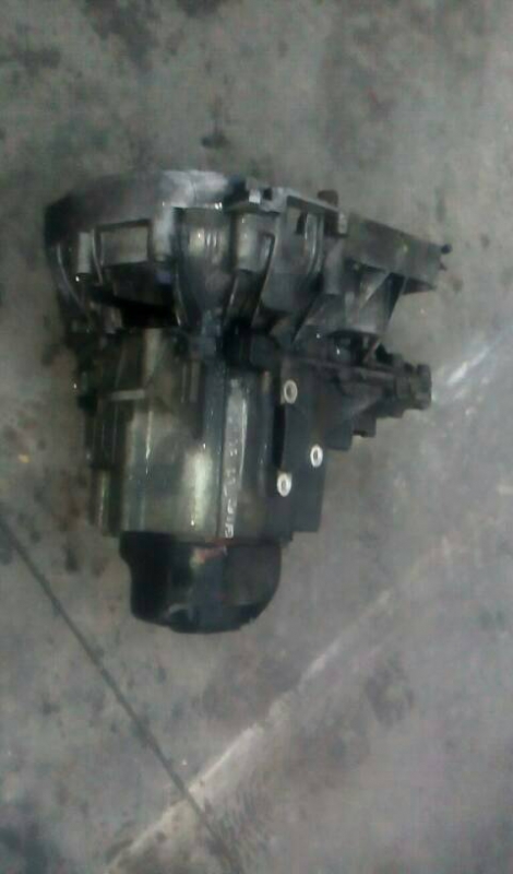 Caixa Velocidades / Kit Embraiagem RENAULT CLIO I (B/C57_, 5/357_) | 90 - 98 (20208163).