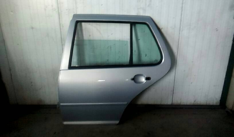 Porta Trás Esq VOLKSWAGEN GOLF IV (1J1) | 97 - 05 (20208503).