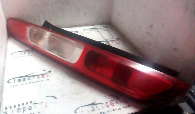 Farolim Stop Esq FORD FOCUS II (DA_) | 04 - (20208986).