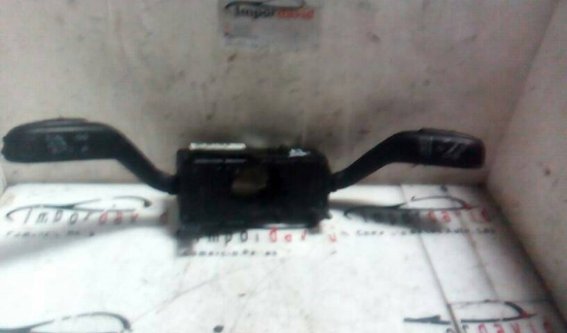 Comutador de Luzes SEAT IBIZA V (6J5) | 08 - (20209546).
