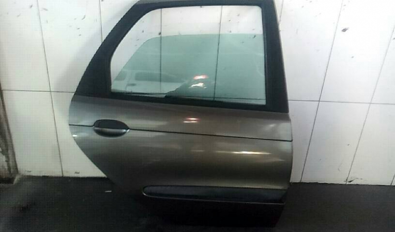 Porta Trás Drt RENAULT SCÉNIC I (JA0/1_) | 99 - 03 (20209665).