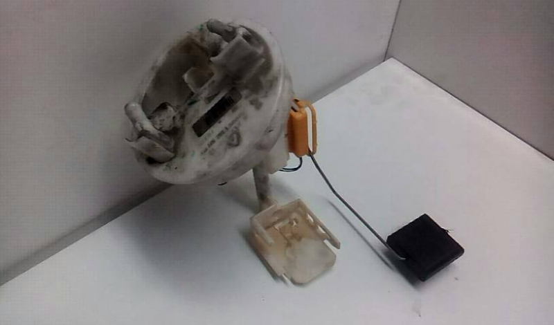 Boia do Combustível MERCEDES-BENZ C-CLASS (W203) | 00 - 07 (20209985).