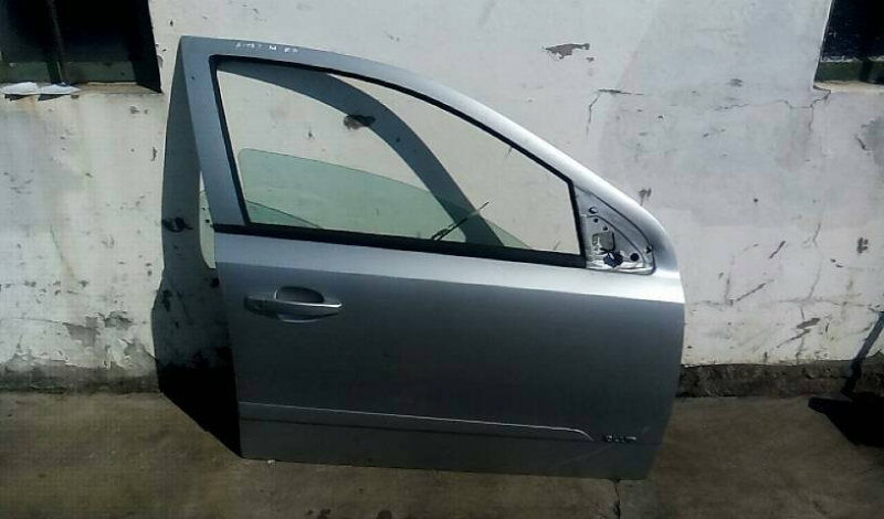 Porta Frente Dto OPEL ASTRA H | 04 - (20210044).