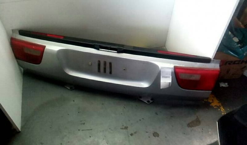 Tampa da Mala BMW X5 (E53) | 00 - (20210130).