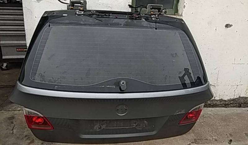 Tampa da Mala BMW 5 Touring (E61) | 04 - (20210336).