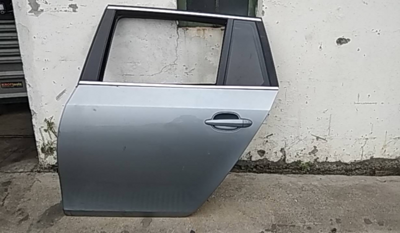 Porta Trás Esq BMW 5 Touring (E61) | 04 - (20210342).