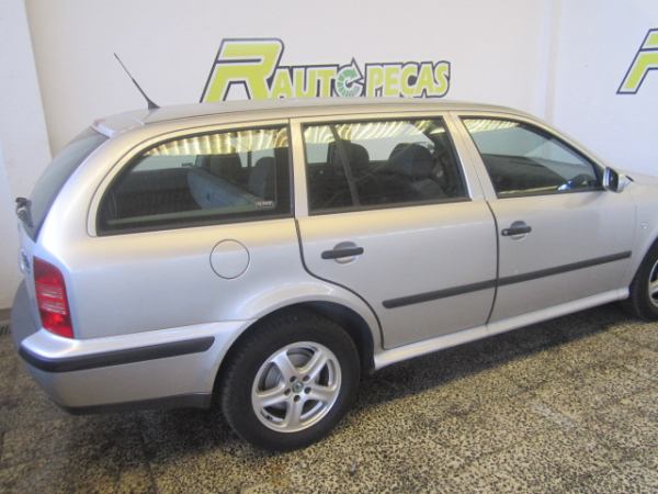  SKODA OCTAVIA Combi (1U5) | 98 - 10