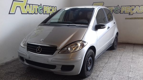  MERCEDES-BENZ A-CLASS (W169) | 04 - 12