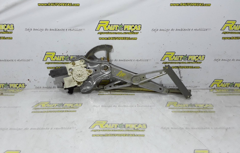 Elevador Frente Dto Electrico TOYOTA COROLLA (ZZE12_, NDE12_, ZDE12_) | 01 - 07 (135591).