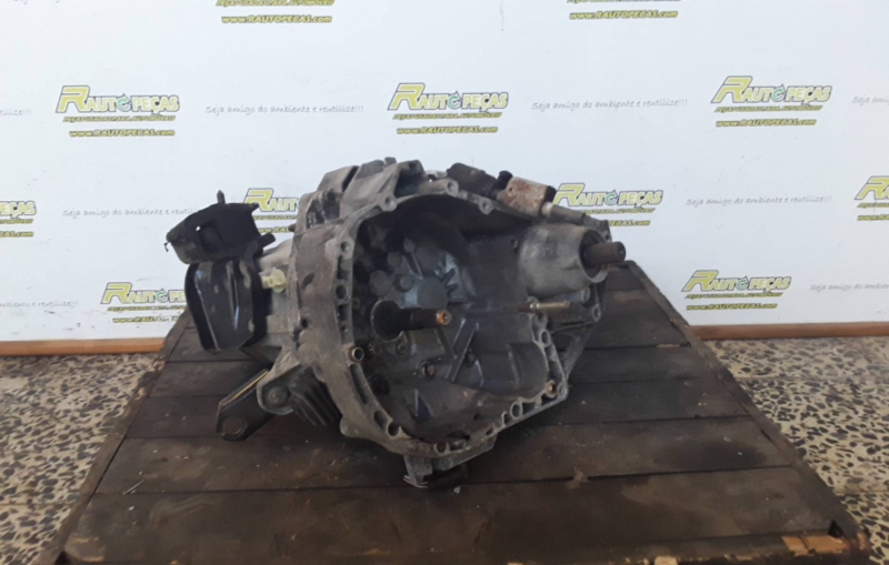Caixa de Velocidades RENAULT MEGANE I (BA0/1_) | 95 - 03 (20173872).