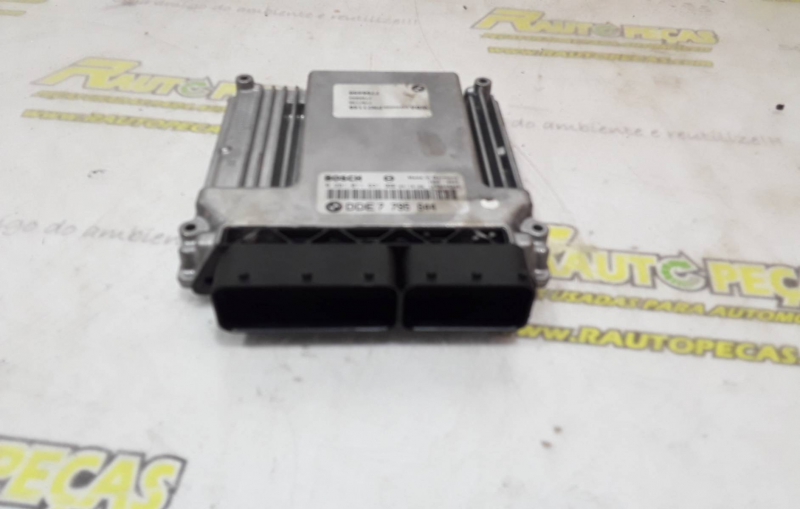 Centralina do Motor BMW 1 (E87) | 03 - 12 (20173889).