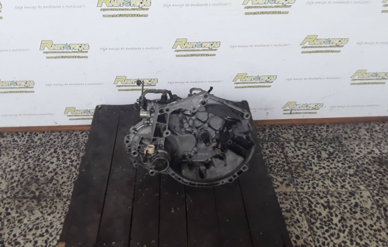 Caixa de Velocidades PEUGEOT 405 II Break (4E) | 92 - 96 (20174039).
