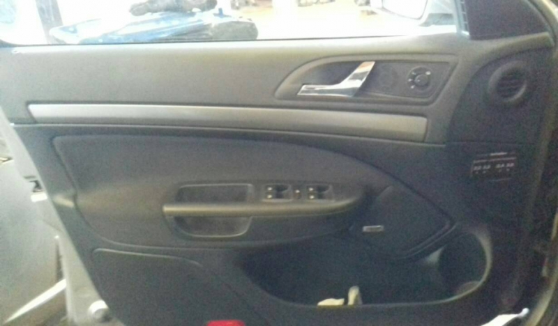 Quartela / forra Porta Frente Esq SKODA OCTAVIA Combi (1Z5) | 04 - 13 (20193239).