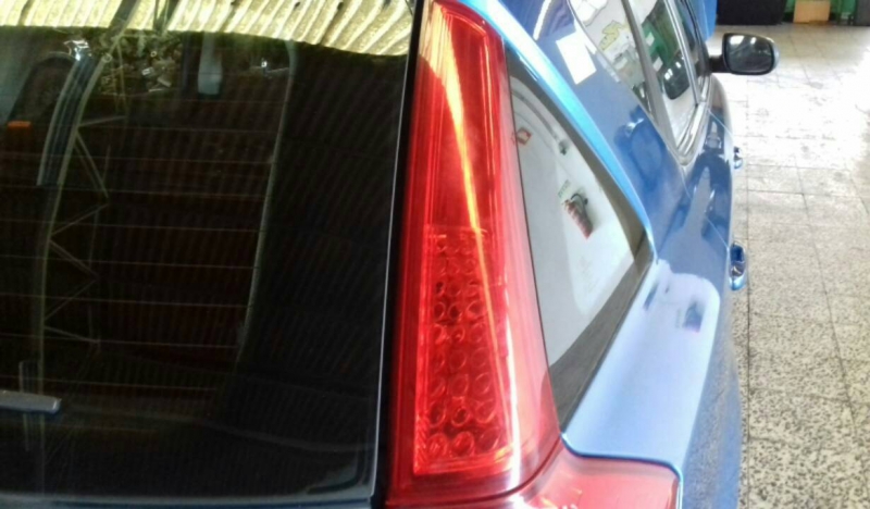 Farolim Sup tras Direito KIA CEED SW (ED) | 07 - 12 (20195512).